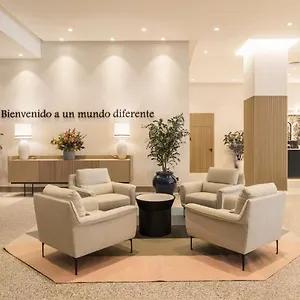**** Hotell Ilunion Les Corts Spanien