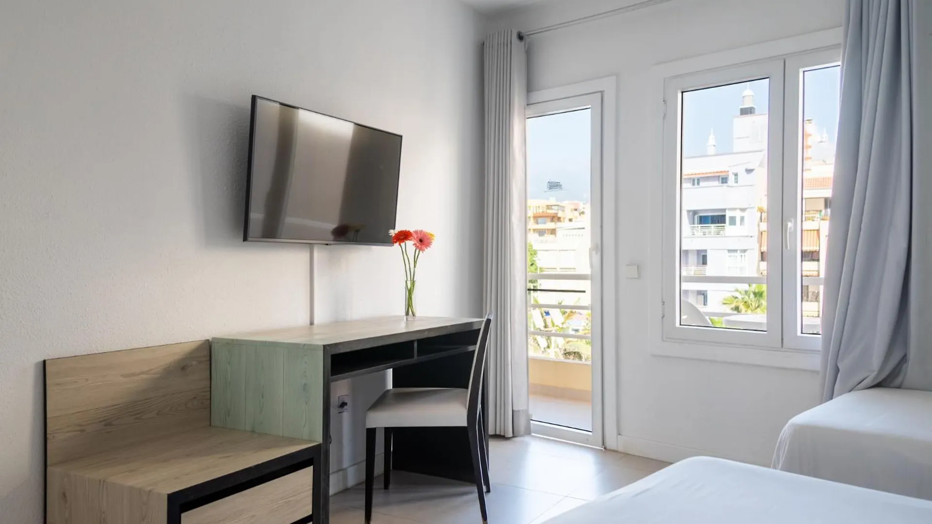 ***  Hotel Medano Spain