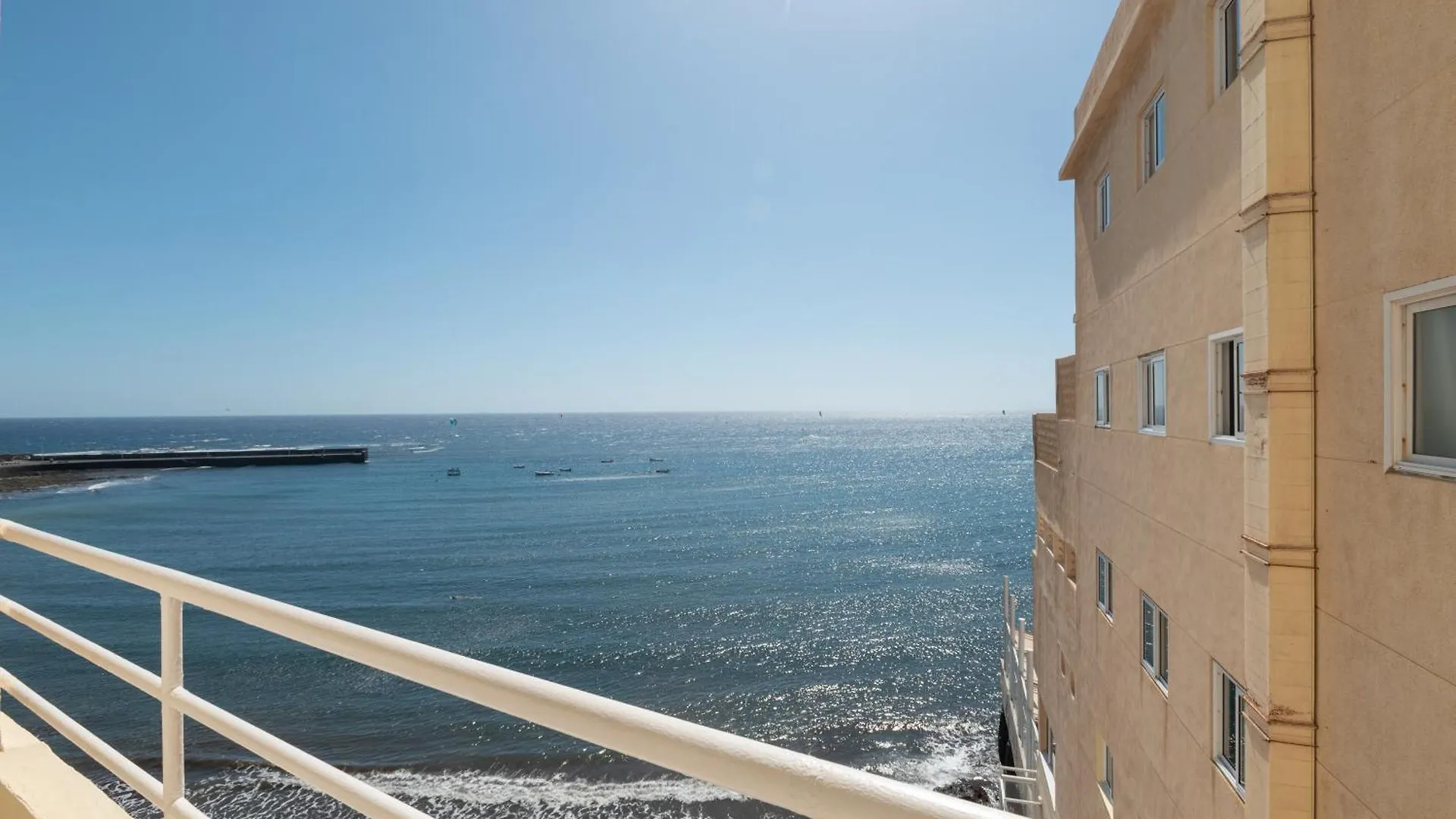 Hotel Medano